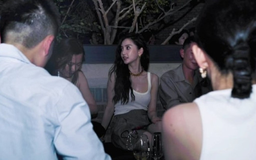 Angelababy好白好美，这么可爱的甜妹谁不喜欢？