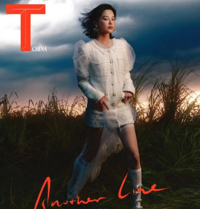 这就是大花气场吗？一本杂志到底是拍人还是拍产品，其实看的很清楚，辛芷蕾拿奖后杂