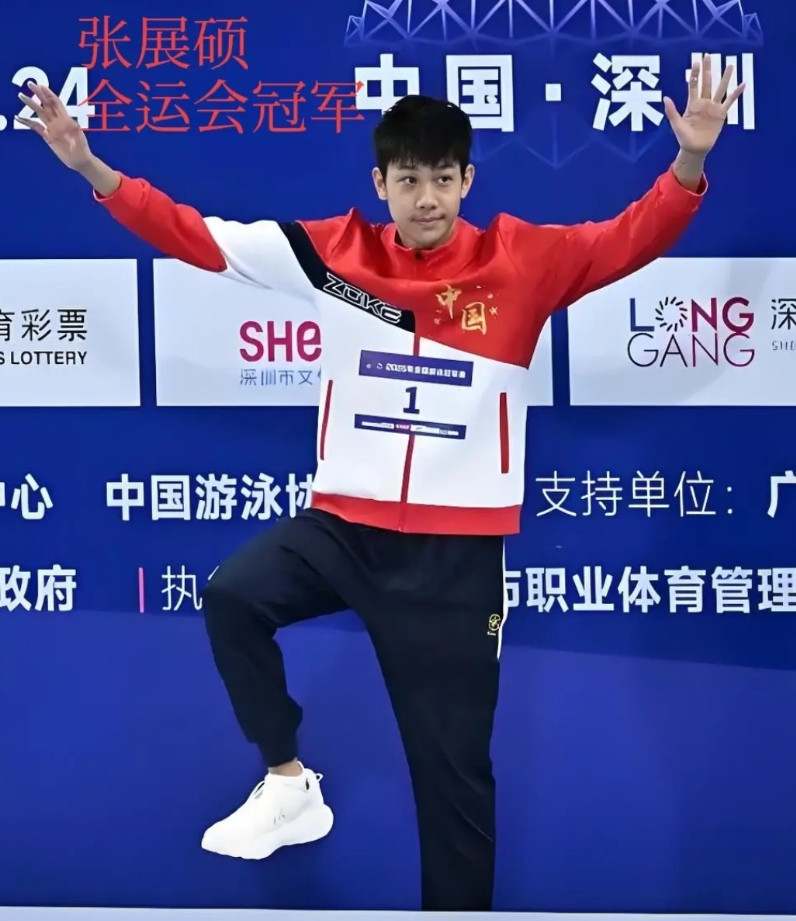 不得不说，科学的尽头是玄学。有时，取名字也是一种玄学。您看，两位游泳健将：张