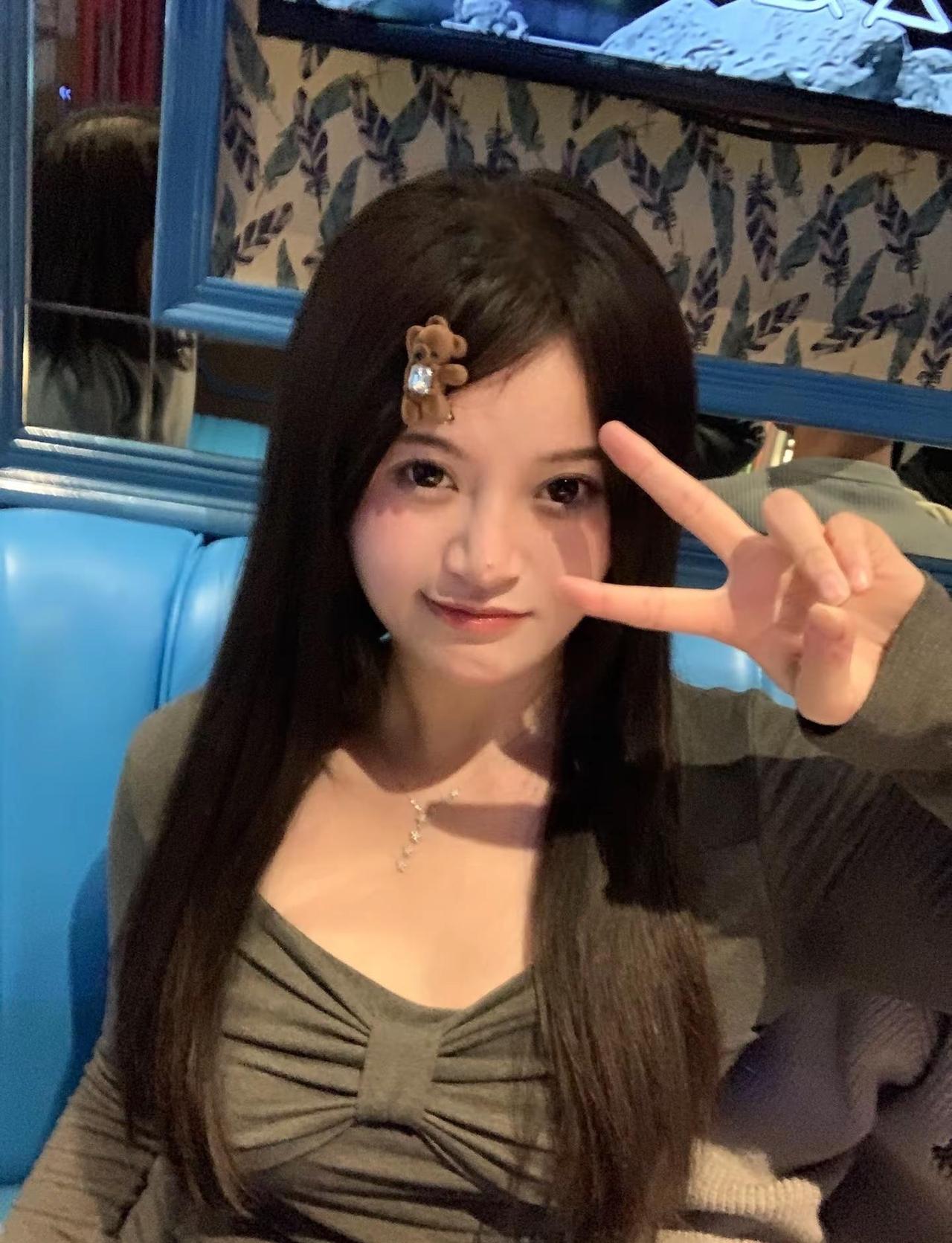 像我的不像我的都不能代替我随拍甜妹穿搭虞书欣