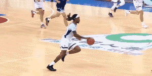 麦考尔的去留让朱芳雨犯了难！麦考尔的攻击模式就是往里无脑冲，和青岛队的比赛中就