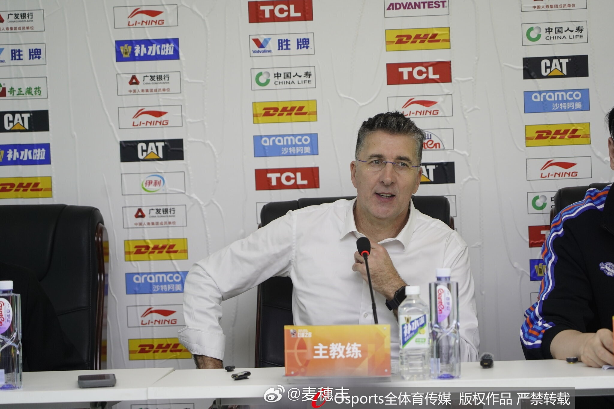 格兰提出辞职，新疆男篮本赛季的战绩明显是不理想的，一些球迷也觉得球队不断更换外援