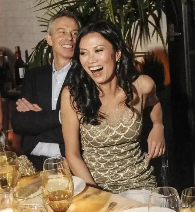 邓文迪这种人就算回到古代也是一方人物，因为她的胆识，谋略，学习能力又强，运气也不