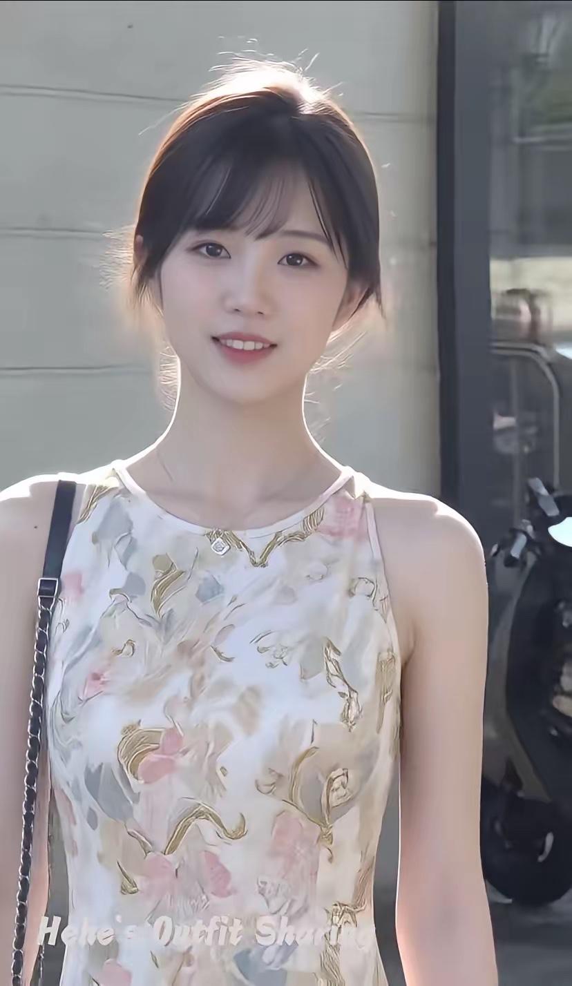 女性怎样才算漂亮长相一定要漂亮，身材比例好，性格温柔开朗活泼可爱