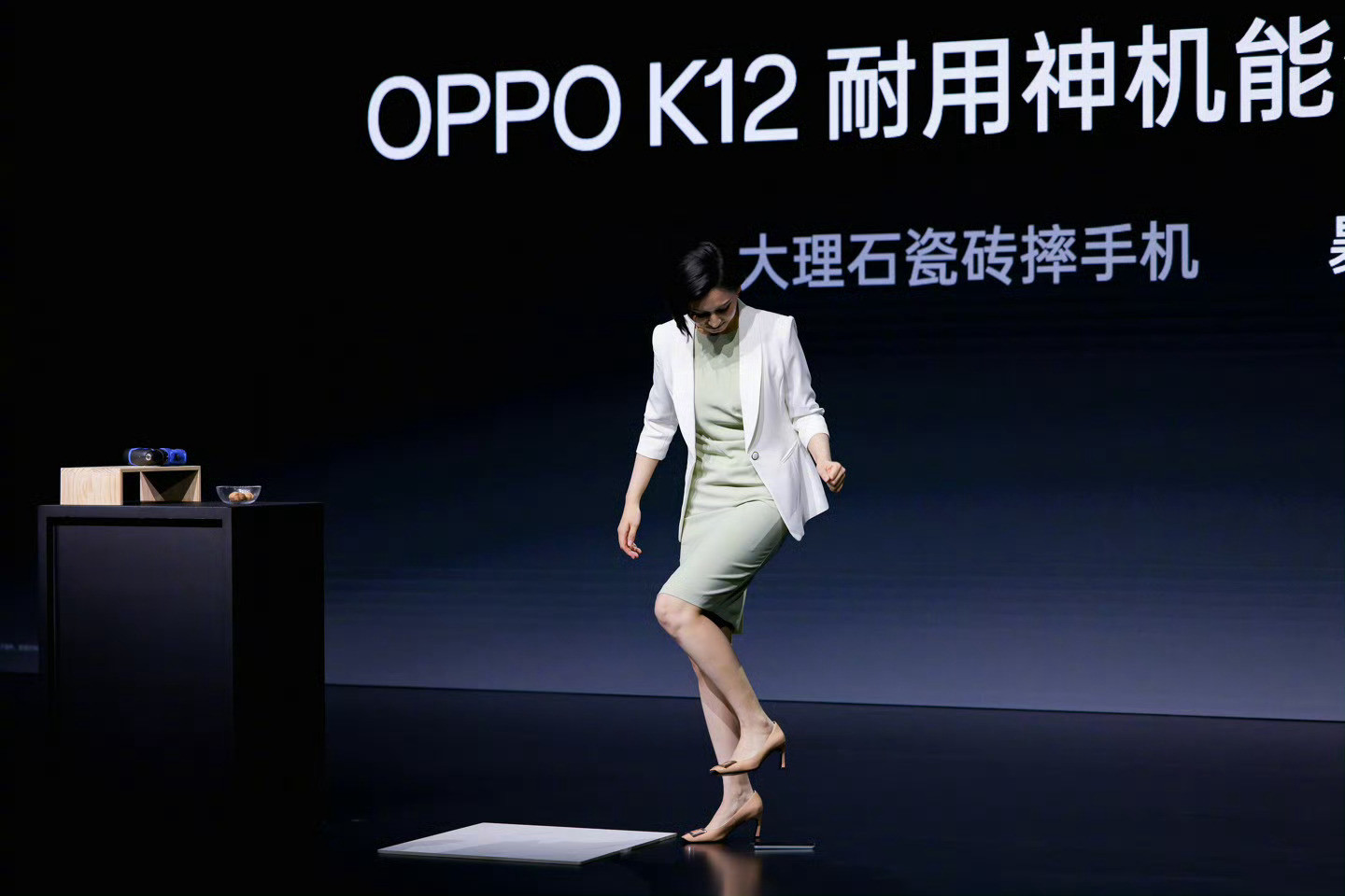 哦豁，莫妮卡从OPPO离职了……​​​