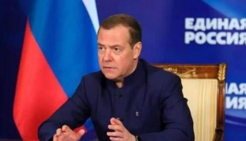 普京任期渐近，接班人浮出水面，三大条件缺一不可。普京毕竟执掌俄罗斯多年，他