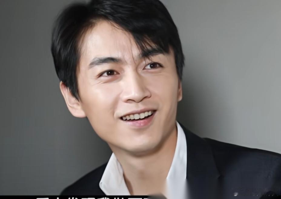 这两天看到陈晓被骂了，就因为陈妍希上综艺没怎么提他带娃，好多人就觉得他是甩手掌柜