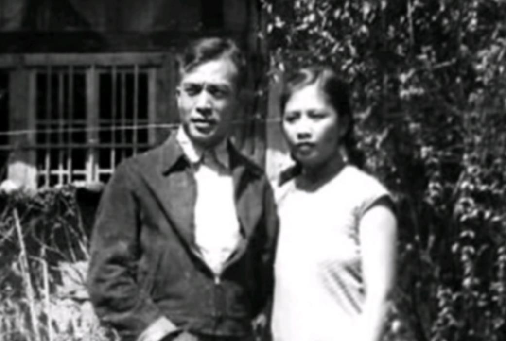 1938年，周总理安排一女特工打入国民党内部。然而，女特工竟嫁给了国军高官，身份