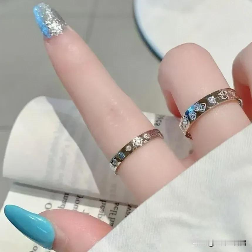 经常出轨的女人都会落的很惨，今天来告诉大家；女人在外面偷男人别得意，你们别