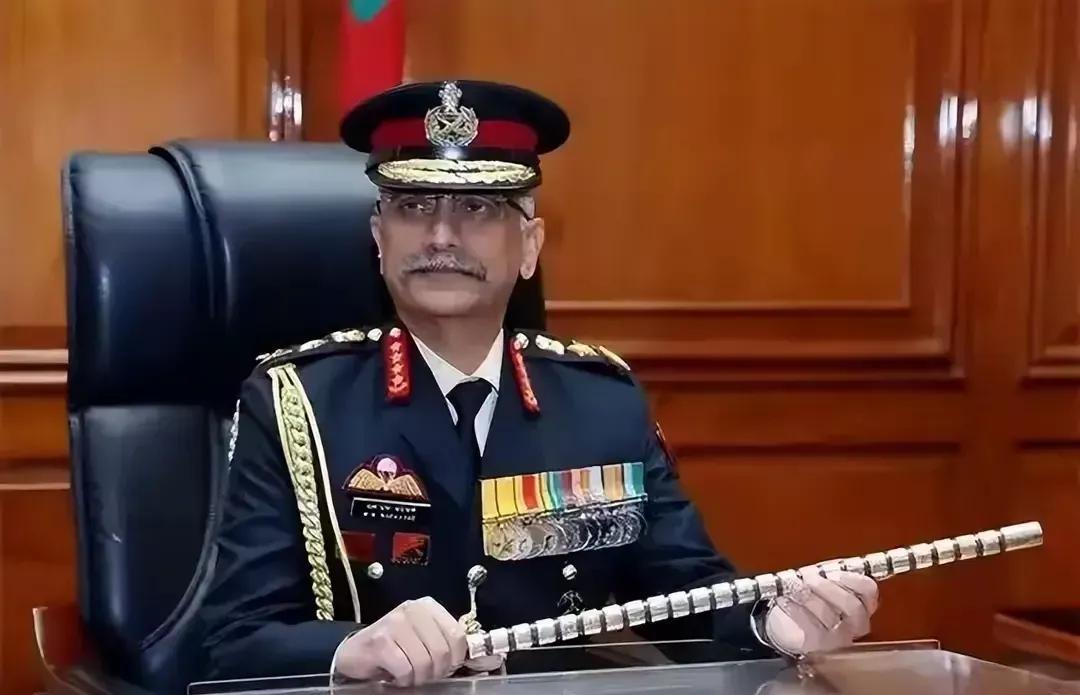 印度三军司令称：中国根本别想武统台湾。如果中国敢出兵武统台湾，印度军队就队可以