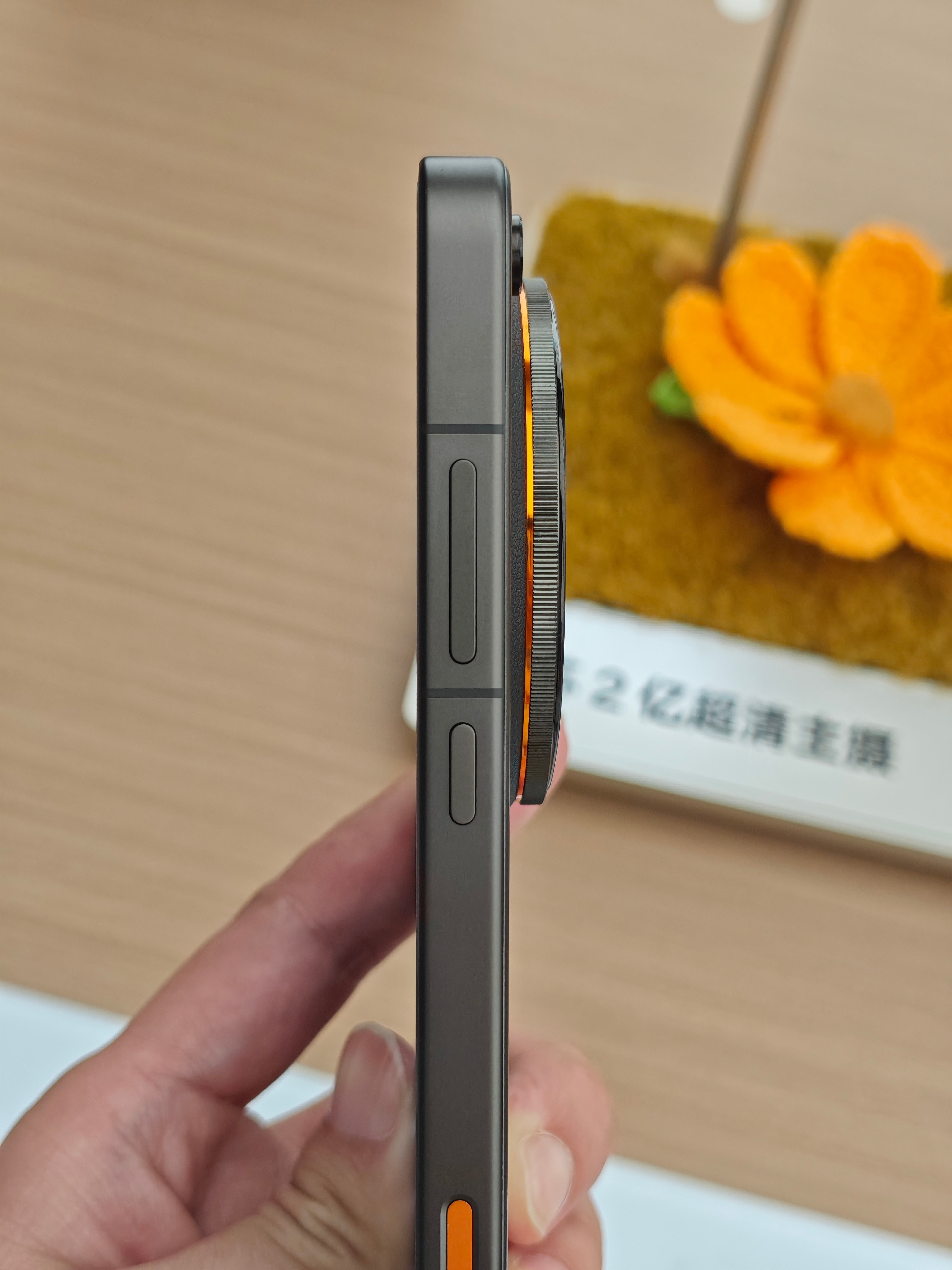 数码闲聊站OPPO线下门店体验OPPOFindX9Ultra!