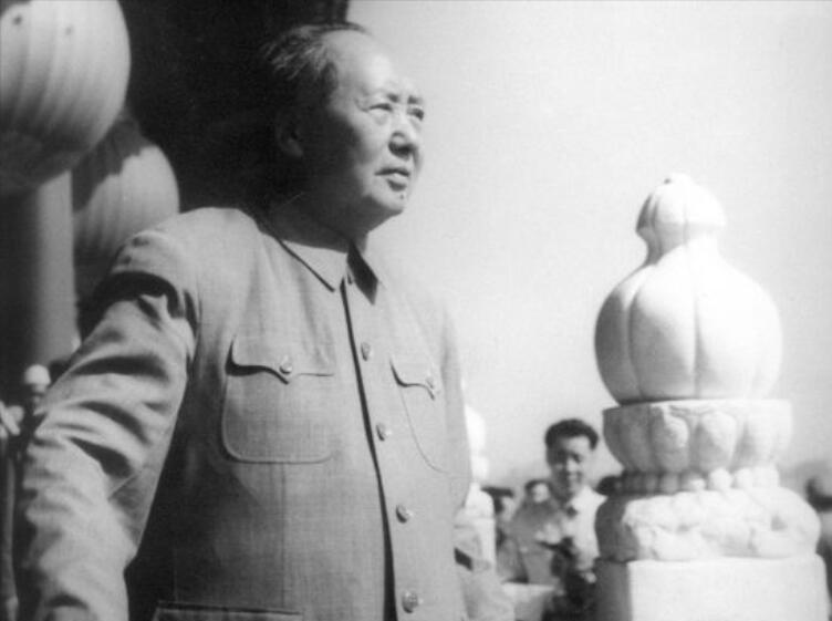 刚裁军就备战？毛主席的一道“怪令”，让解放军夺回了决定国运的两个月 1950