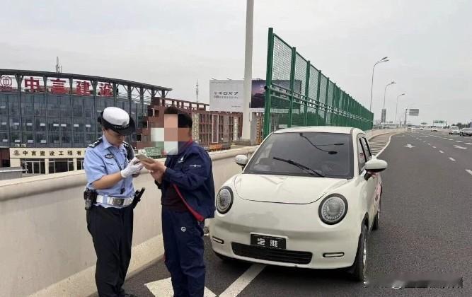 济宁开始，大力整治“老头乐”了，已经有多辆“老头乐”被拖走，本次整治的重点
