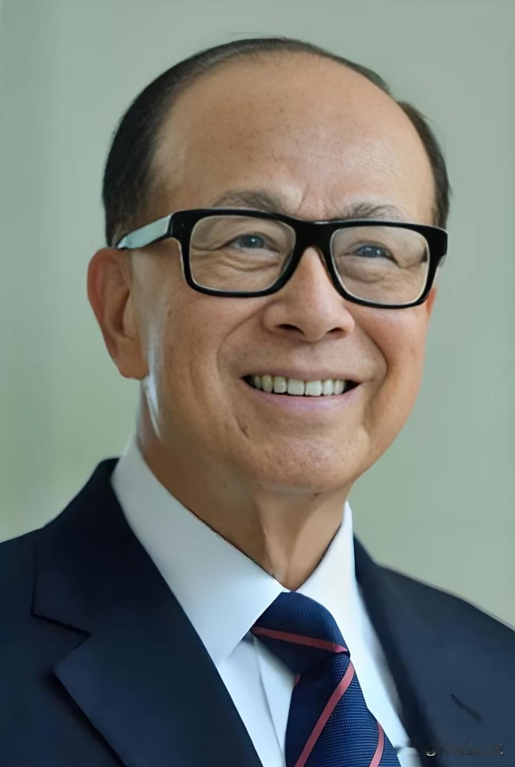 李嘉诚这回是真栽了！千算万算没料到，深耕28年的巴拿马港口生意，竟被当地最高法院