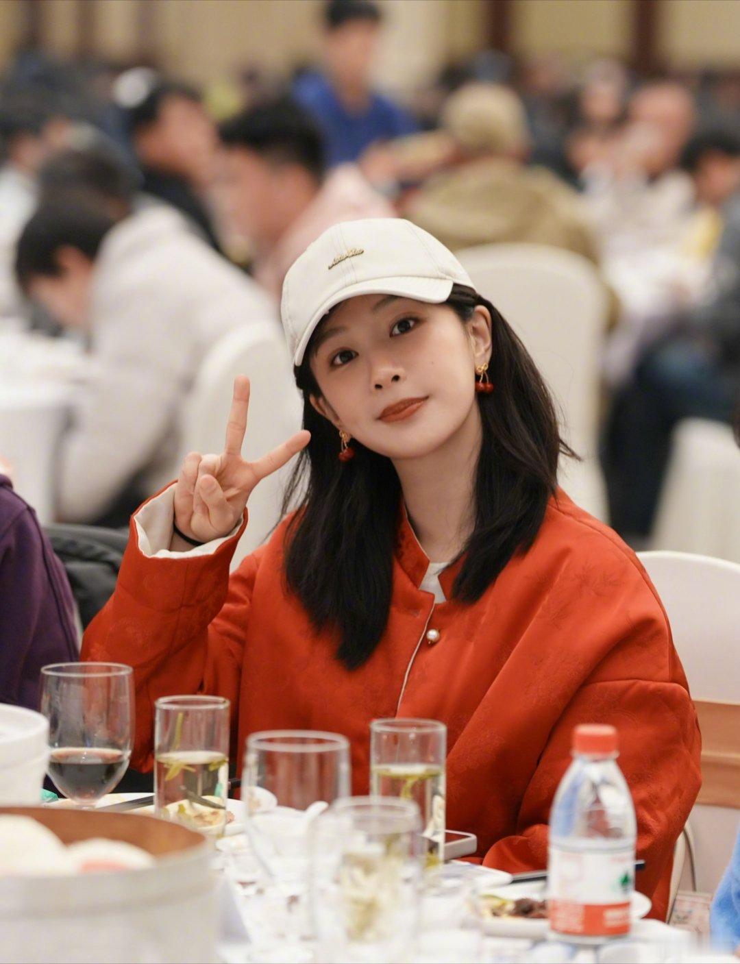 电视剧女心理师我觉得我是要鼓励自己的，因为现在一切都是自己努力换来的。以前会和