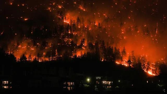 【报告：2023年美国和加拿大空气污染增幅全球最高】（国会山报）一份新报告发现，