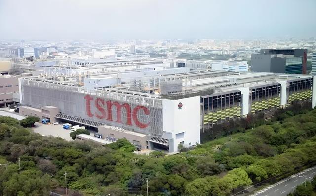 [点赞]台积电，已经死了！不是死在导弹下，而是死在了中美两国的A4纸上。一边，