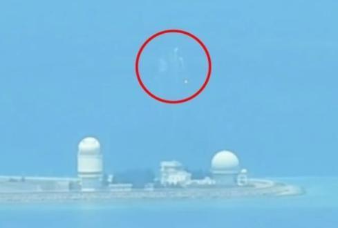 菲律宾南沙挑衅，解放军照明弹警告：主权红线碰不得菲律宾海岸防卫队4月9日宣称，