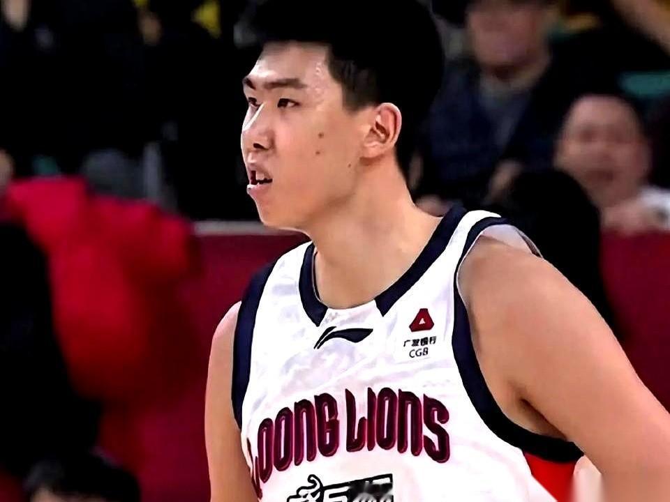 看完广州打浙江这场球，就一个念头：徐昕碰上克星了。整场比赛，他就出手了一次，拿