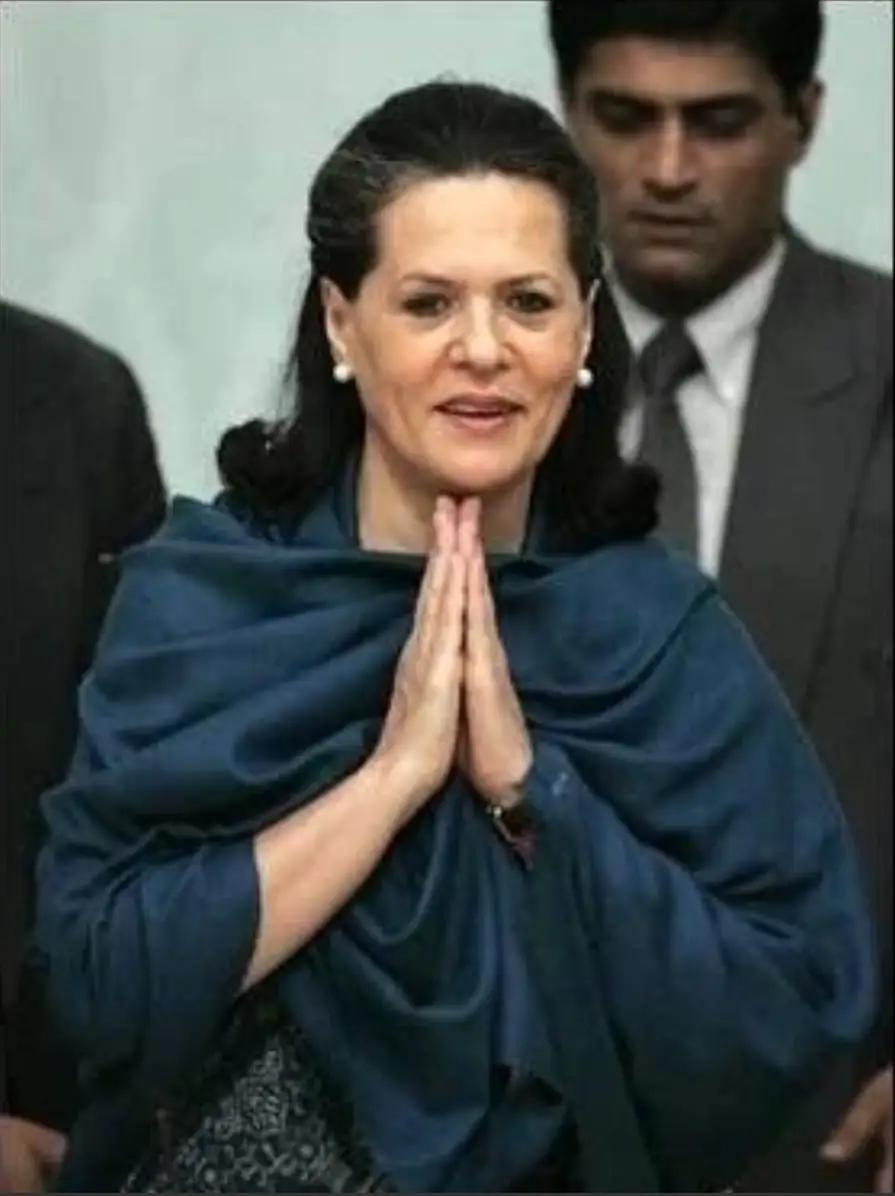印度已故总理英迪拉·甘地的儿媳索尼娅·甘地就美以对伊朗的（侵略）战争表示：“在谈