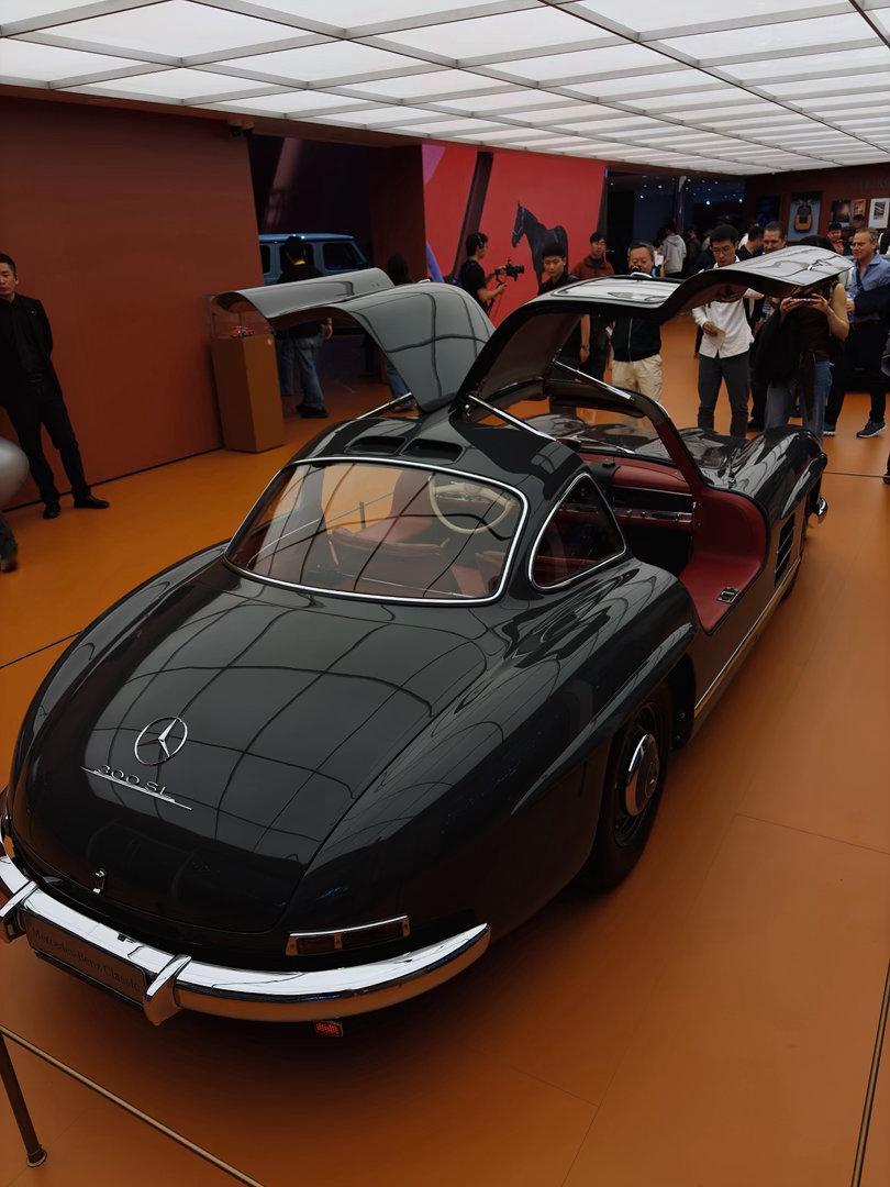 📮继续跟大雨老师聊，这次是奔驰GLCEV。他提醒我一个平时没往这个方向想的点