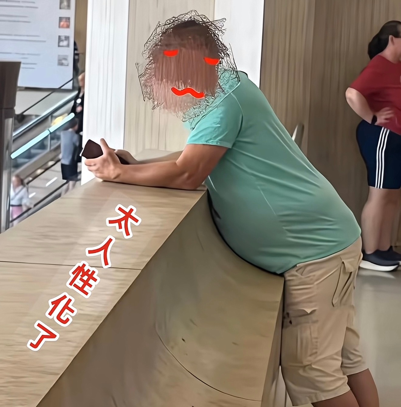 设计师是八级钳工：
