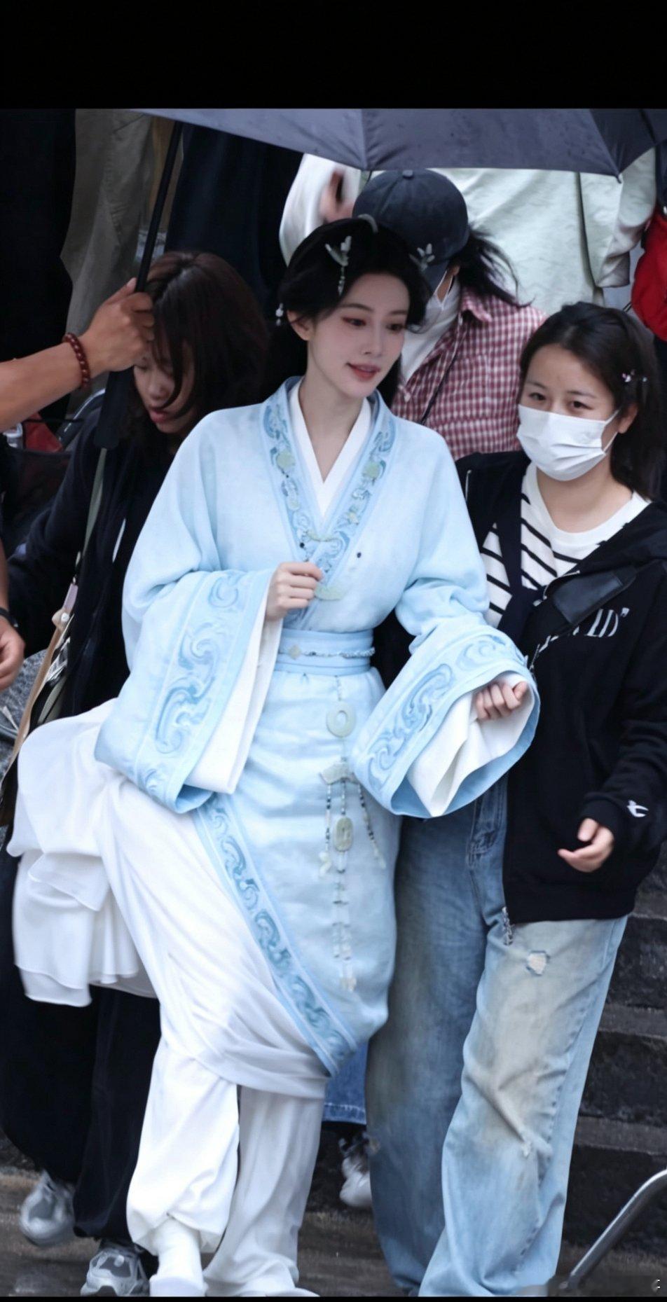 孟子义今天好漂亮