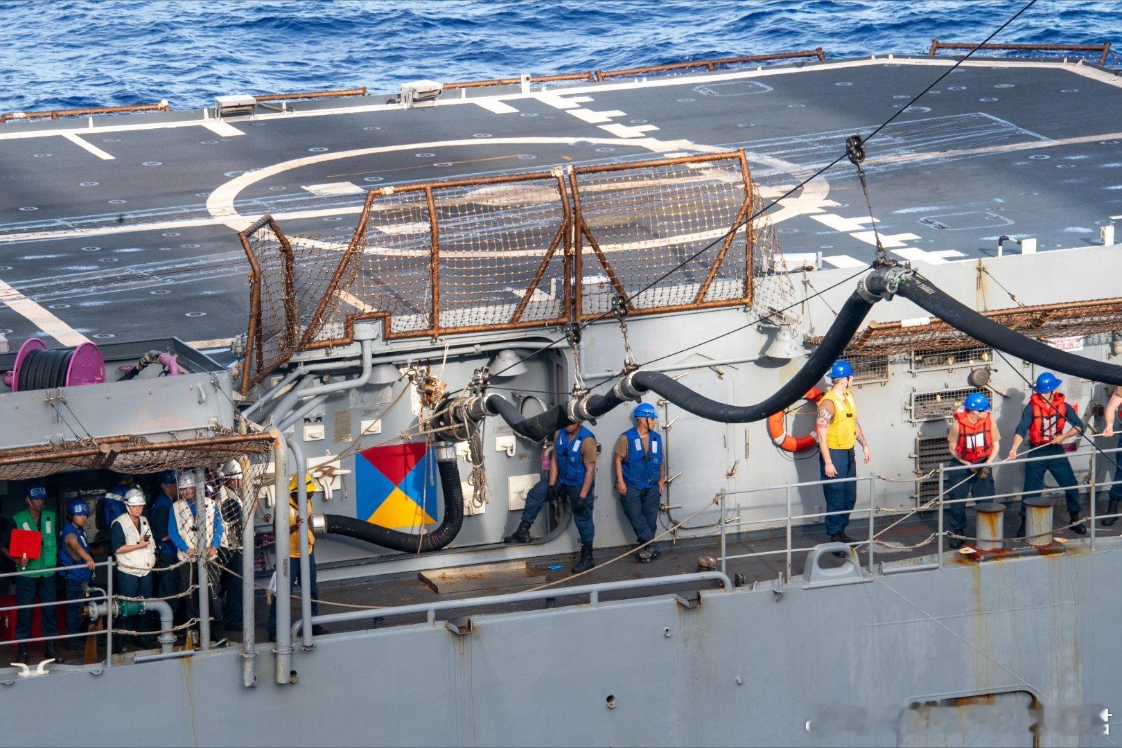 2025年8月9日，USSAmerica(LHA6) 在菲律宾海​​​