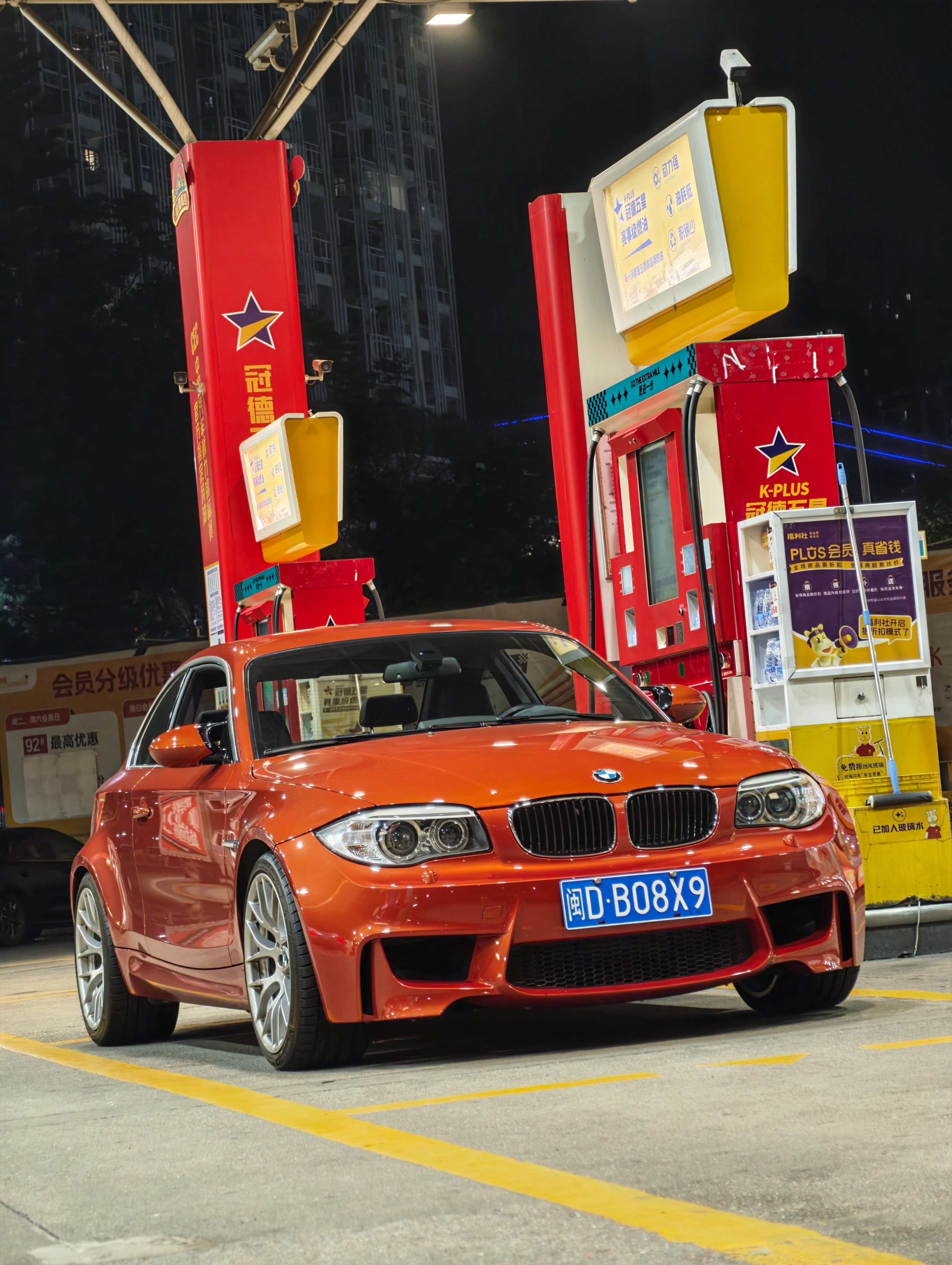 98号加满，倒不是我多富有，只是这箱油，估计2个月都用不完大v聊车深圳