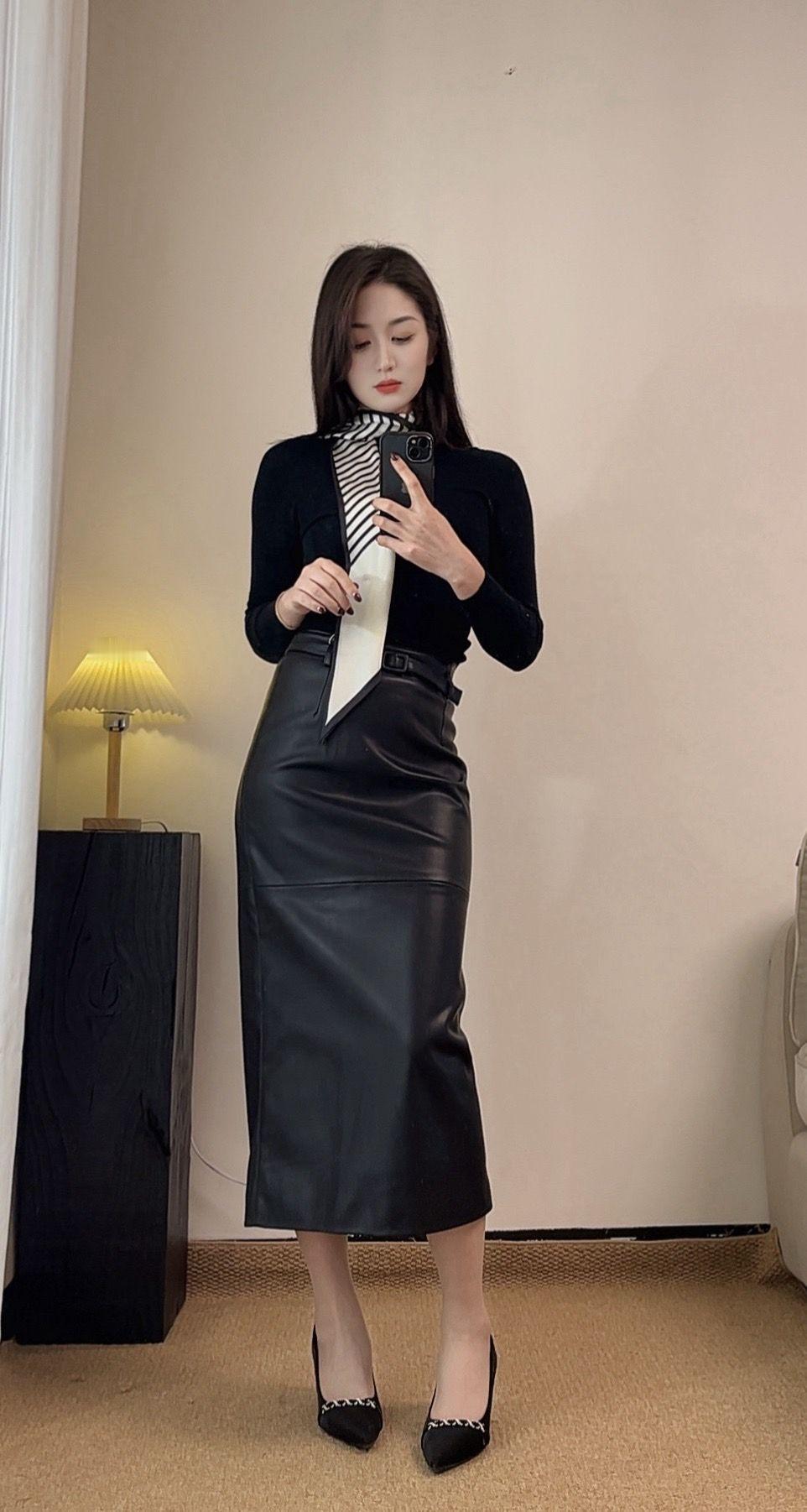 优雅黑裙穿搭，尽显时尚魅力！👗💃🏻