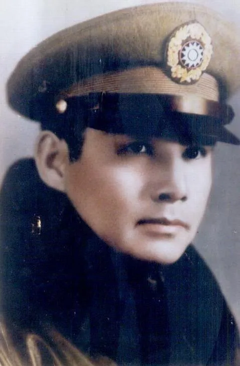 1947年，张灵甫将2000多名解放军俘虏，补充进整编74师，汤恩伯提醒：“敌军