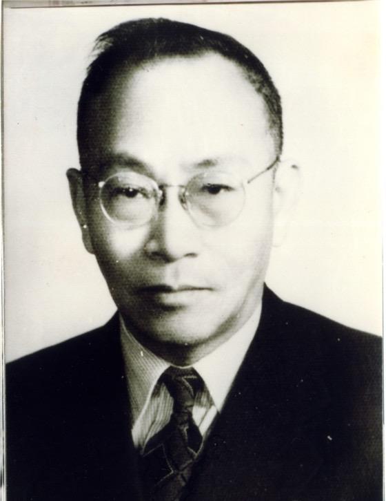 1941年，青霉素是西方绝不外传的秘密，中国军民伤口溃烂，只能硬扛，关键时刻，汤