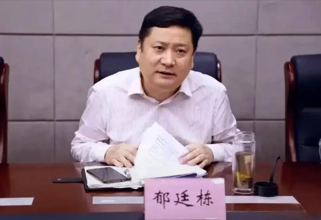杭州这起事件，读来确实让人脊背发凉! 滨江区原副区长郁廷栋，身为分管城建的党