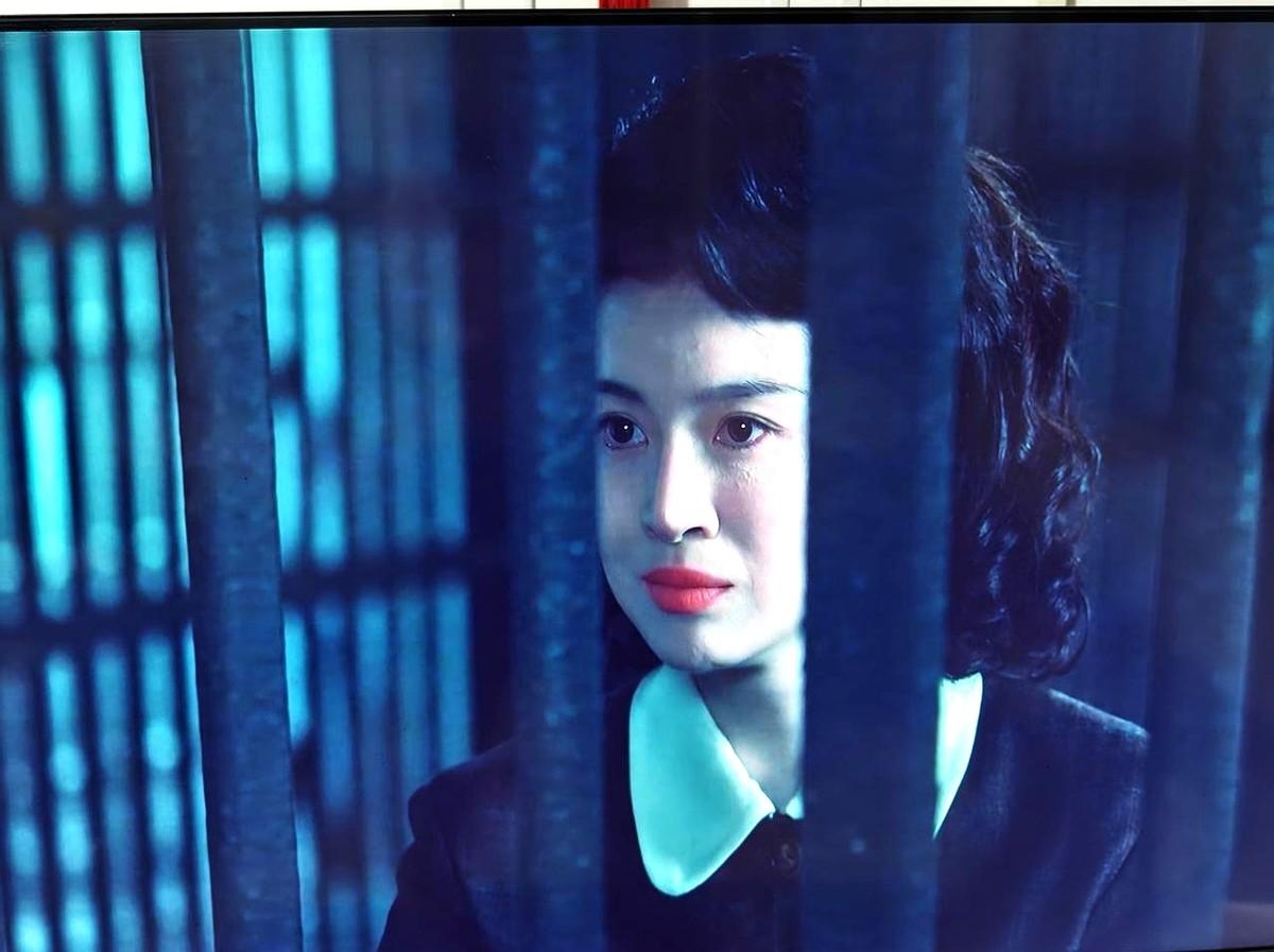 沉默的荣誉中，扮演聂曦妻子的演员特别让我不舒服。这是《叛逆者》里的戏吧？聂曦妻子