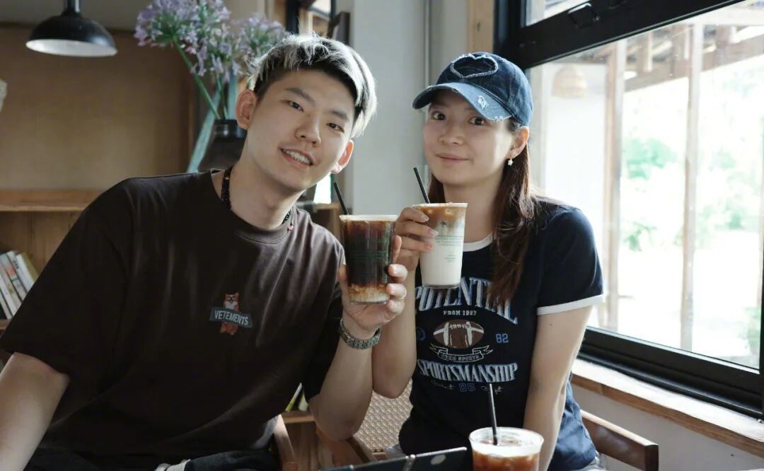 黄雅琼的人生不设限​​“他最让我心动的，是非常体贴和幽默，你开心我就开心，你
