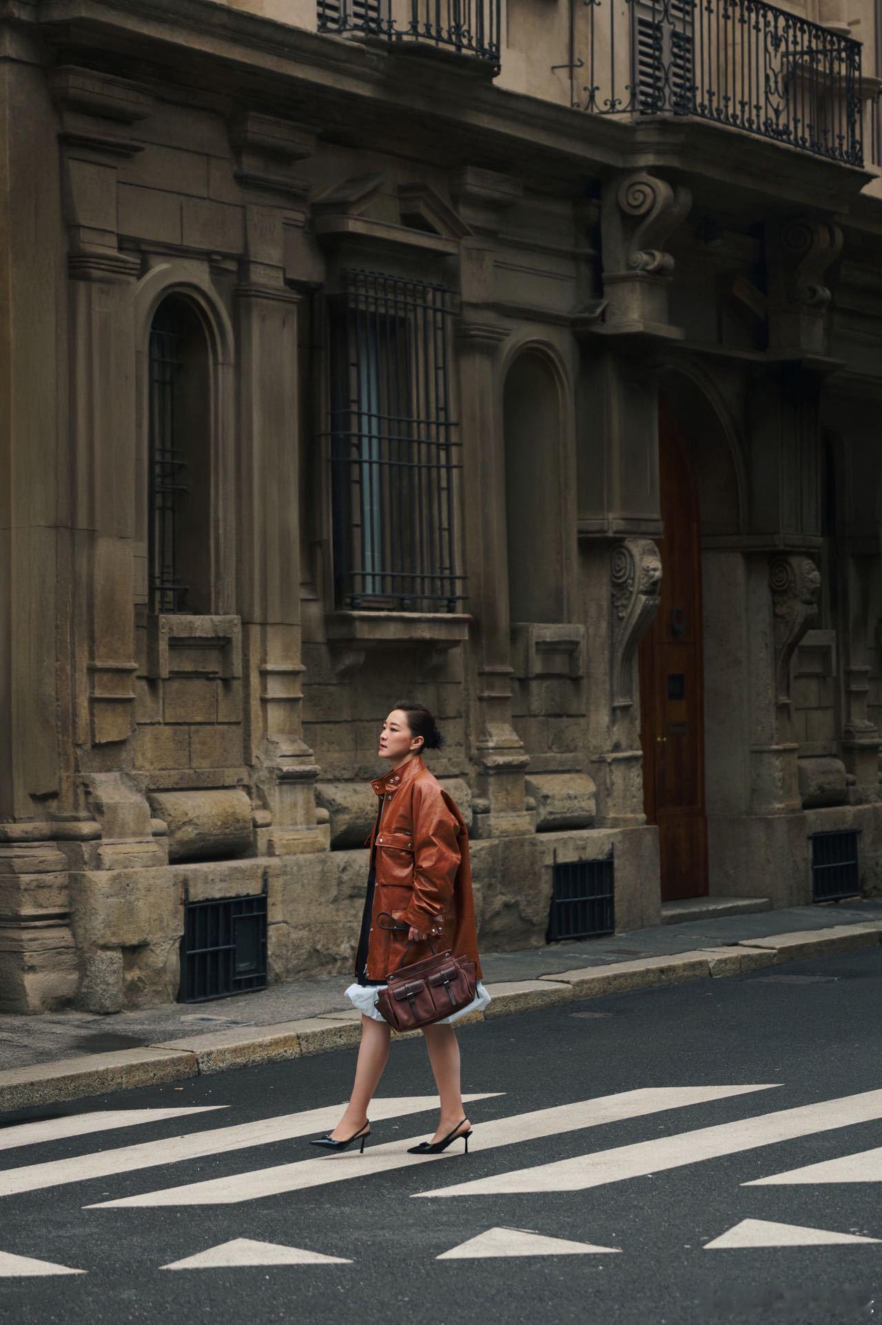 贾玲大气的美原生脸，自然美，贾玲这大气感真不是硬拗出来的