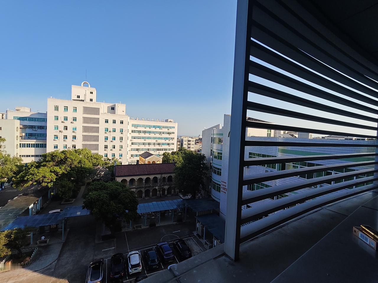 一位养生专家说：“极度自律，每天锻炼的人，大多不能长寿，但是极度自私，不为任何