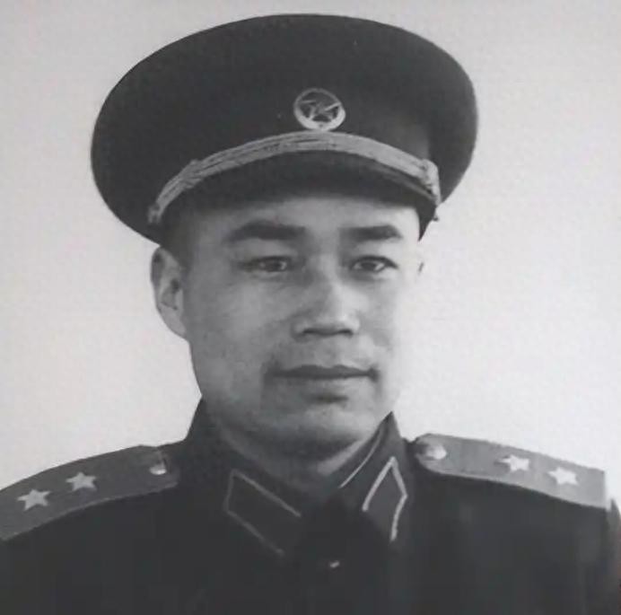 1955年北京军区副司令空缺，毛主席：那个违抗军令的王疯子在哪？“1943年