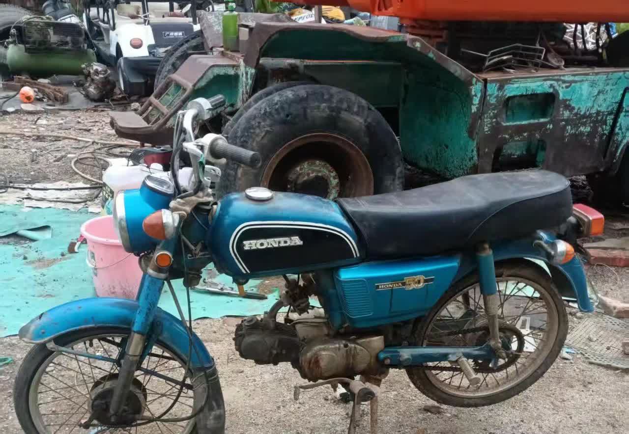 古董车1981年嘉陵CD50，非常稀有少见，欣赏收藏不错，怀旧经典