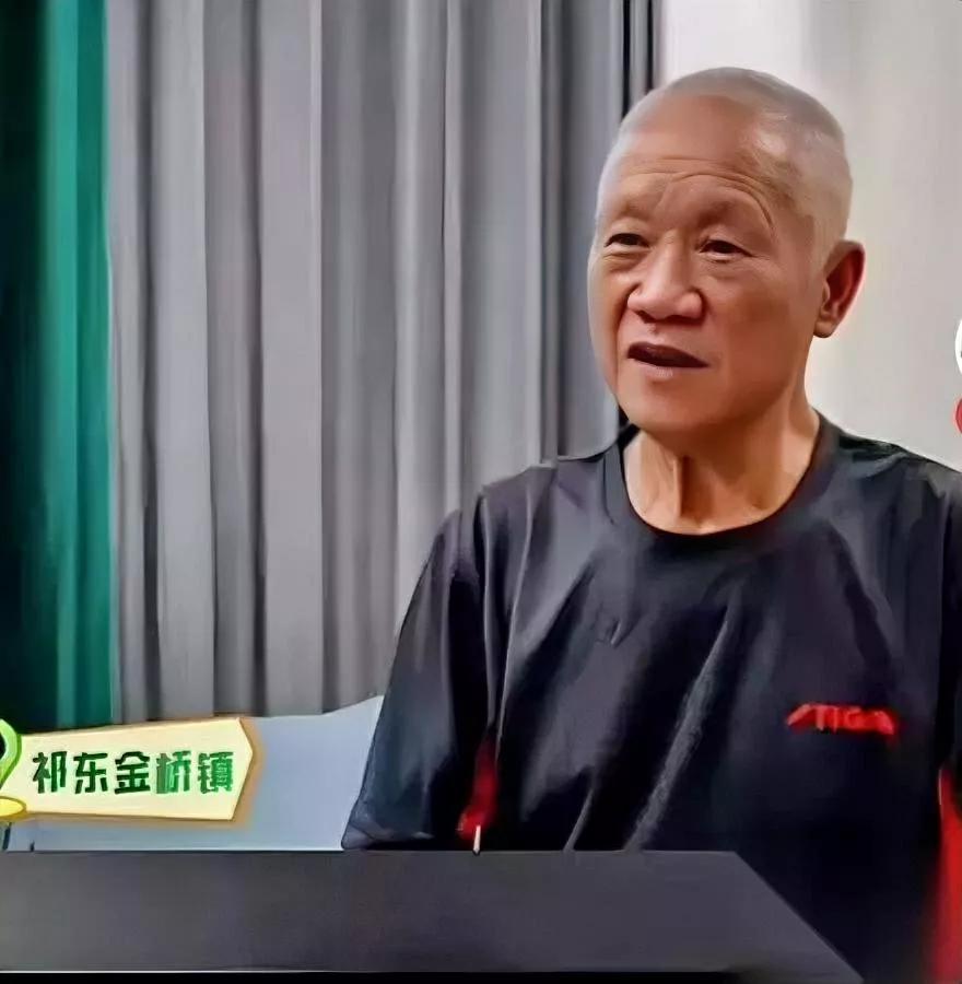 樊振东小时候打球得第二能哭一整天外公说这娃“轴”得要命。可这“轴”哪