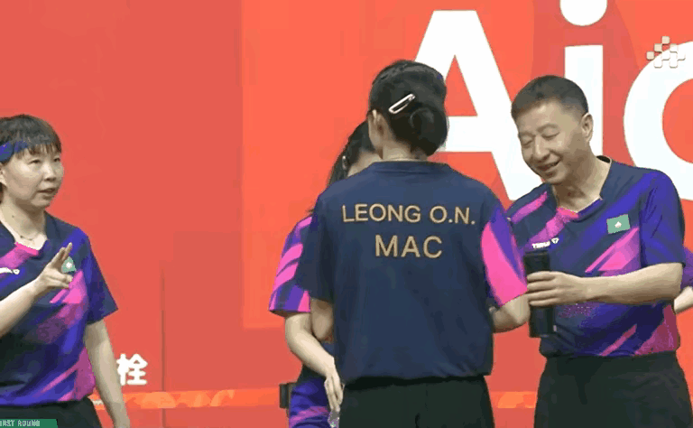 团体止步，个人赢球！朱雨玲赛后采访尽显从容，女团落幕，全力冲刺女单！9月22