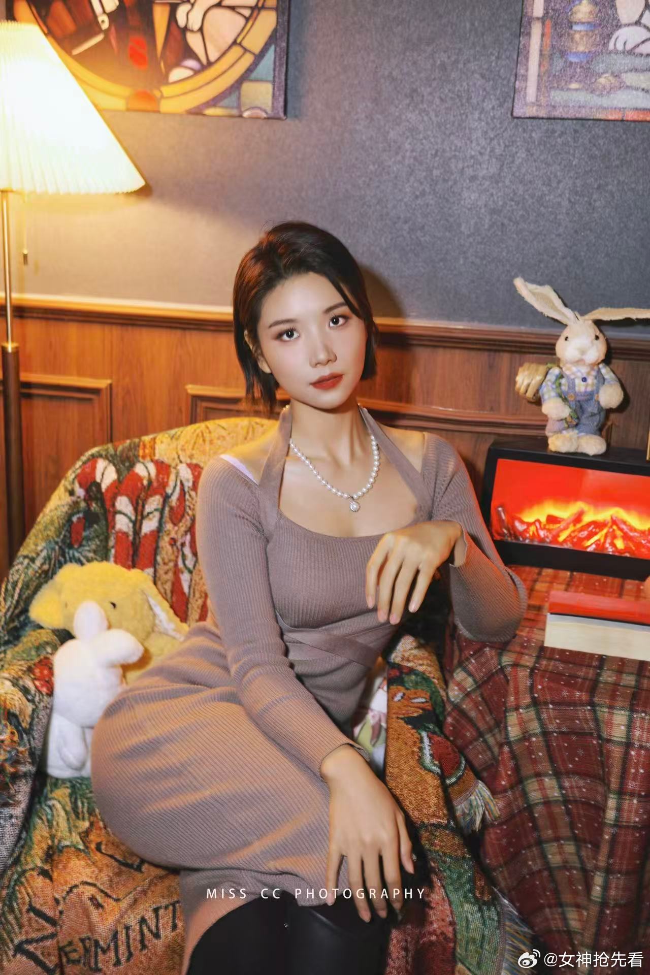 好看的小姐姐摄影师作品抄送