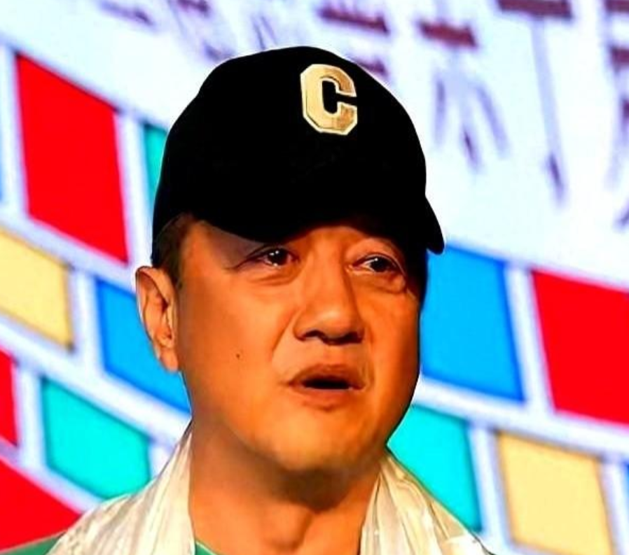 李亚鹏卖茶，一场直播卖了一千多万。海哈金喜直播带货，不靠颜值靠人设。离婚不是