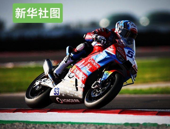 #田曦薇的厨师长福莉丝来啦#大家好，两站总结一下，WSBK意大利站全部结束！张雪机车德比斯首回合第4
