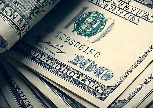 别只看工业产值！中国抗衡美元霸权，缺的不是产能是这一核心利器总有人拿工业实