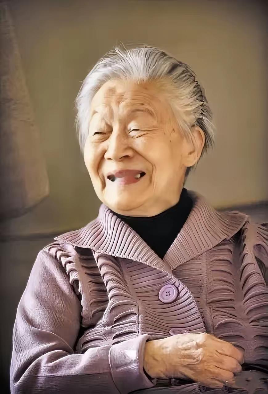 真正通透的人，从不费力解释自己杨绛先生曾说：“没必要让所有人都知道真实的你