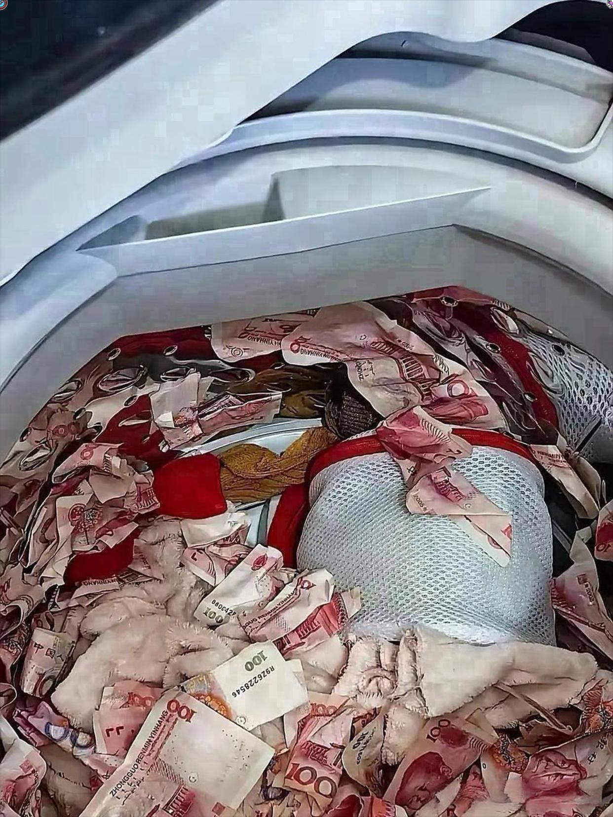 我自己攒点私房钱，没想到出差几天，老公给我收拾家，都放在洗衣机里给洗了，洗了不要