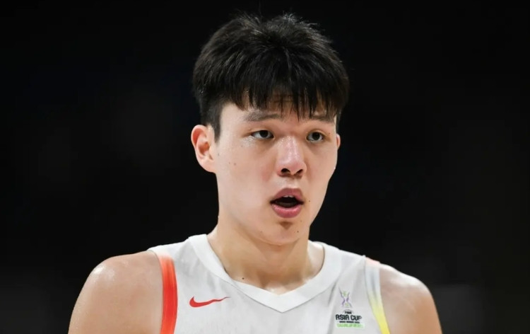 来说一下杨瀚森、林葳两人的NBA选秀前景，虽然两人此时都在美国为着梦想奋斗，但说