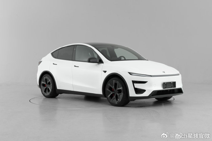 【特斯拉ModelY新车完成申报】7月10日消息，工信部发布第409