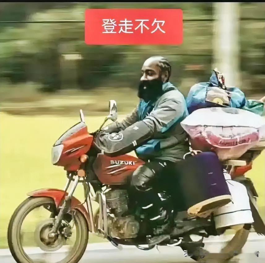 随着比尔赛季报销，莱奥纳德伤愈复出，快船首发和轮换阵容如下：1、首发中锋，祖巴